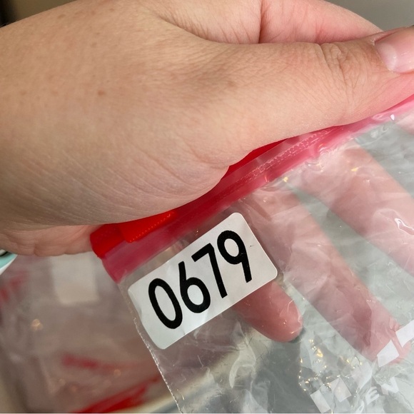 NWT Caslon womens green and white‎ ombre tank size xxs - Picture 7 of 7